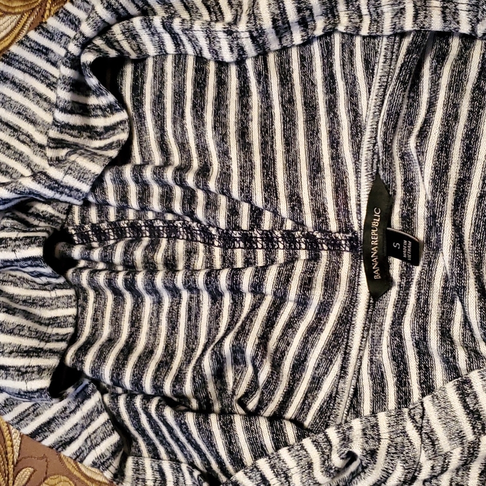 BANANA REPUBLIC STRIPED HOODIE SZ S